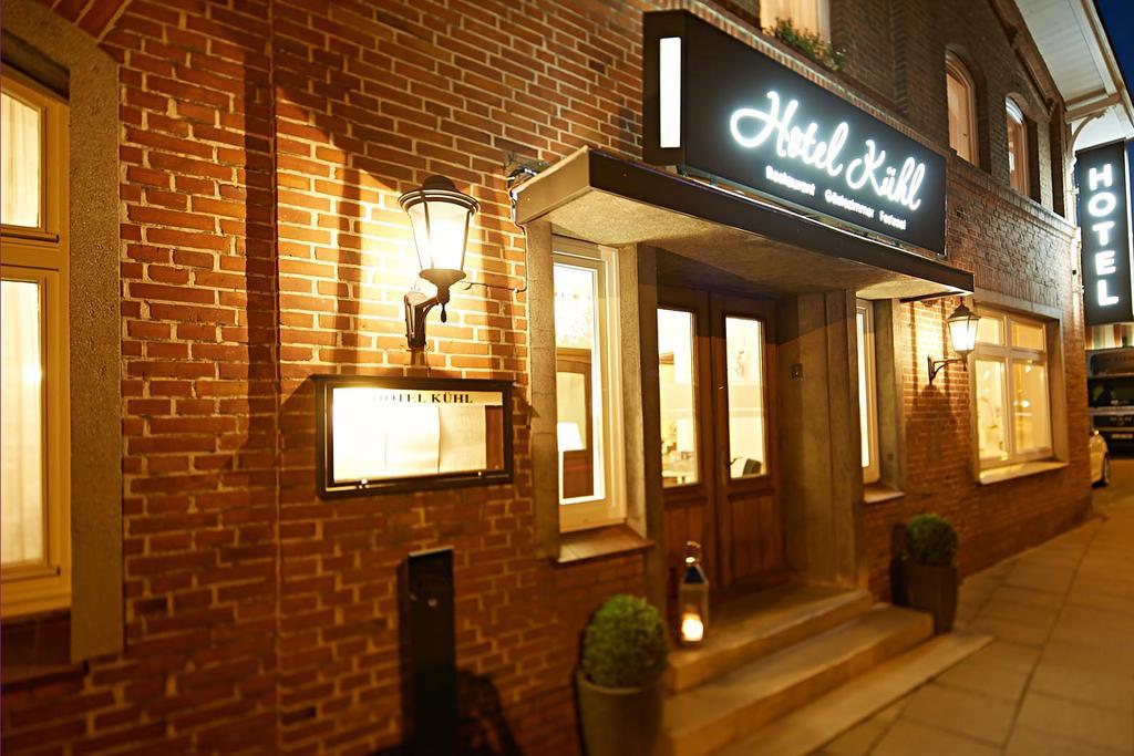 Hotel Kuehl Neumuenster Exterior photo